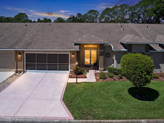 3rd image of 1425 Pinewood Hills Ct