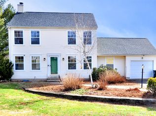 7 Glen Hollow, East Granby, CT 06026