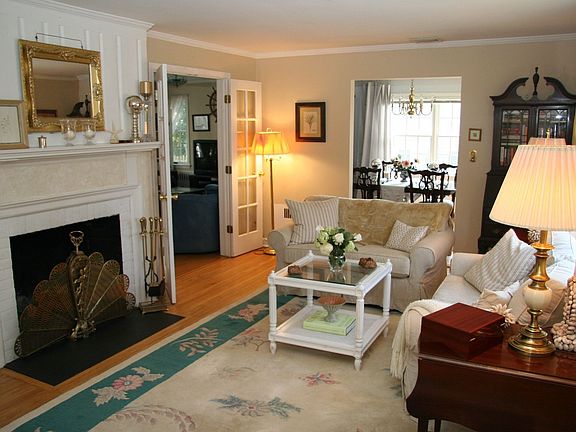 Living Room w/ Fireplace