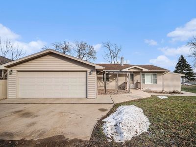 46254 W Shore Pl, Hartford, SD, 57033