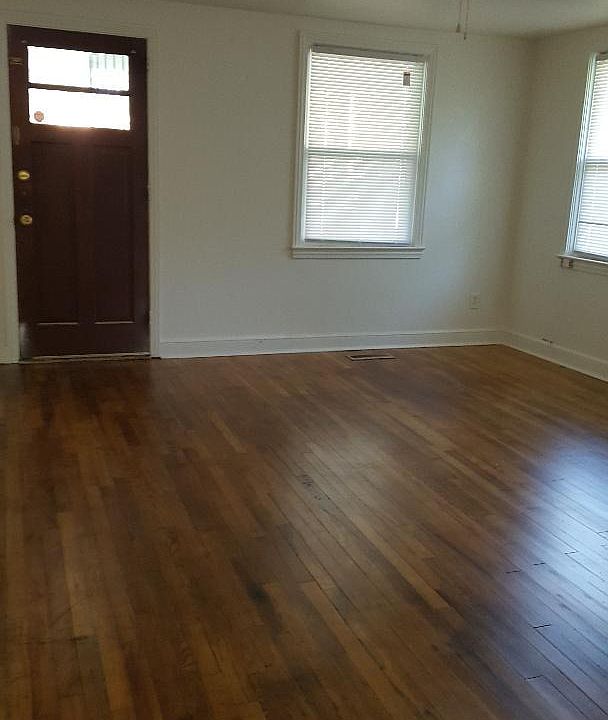 2nd image of 602 1st Ave S