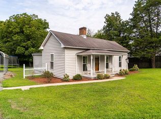 3046 Cherokee Dr, Elon, NC 27244