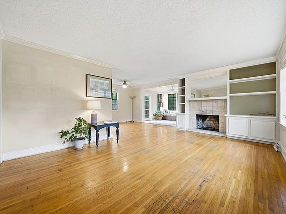 3rd image of 6429 Pinefield Rd