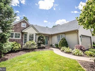 122 Hawk Valley Ln, Denver, PA 17517