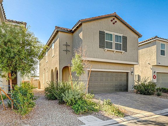 3rd image of 4017 Victoria Agave Ave