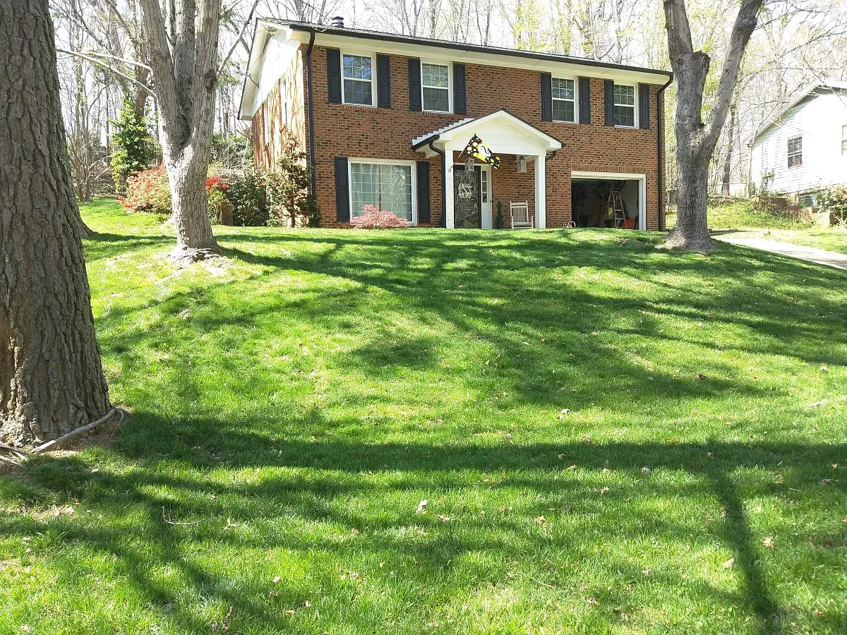 Front - 6617 Lynndale Dr