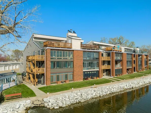 4624 Navajo St APT 16, Council Bluffs, IA 51501