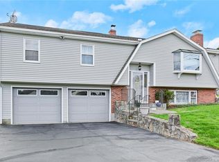 90 William St, Milford, CT 06461