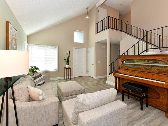 3rd image of 1106 Noyo Place