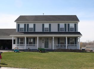 420 Parkside Trl, Macedon, NY 14502