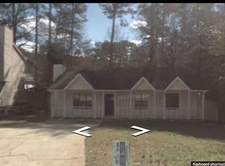 5179 Scarbrough Ln, Stone Mountain, GA 30088