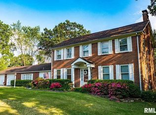 321 W Boone St, Salem, IL