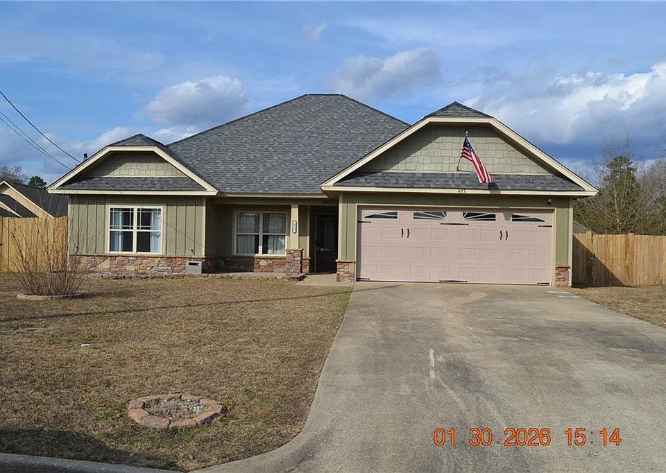 1st image of 493 Lee Road 2170