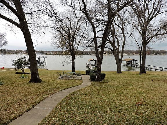 4th image of 209 Hickory Creek Cir