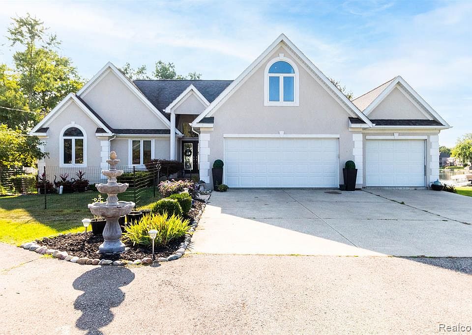 13442 S Horrell Rd, Fenton, MI 48430 MLS 20221039786 Zillow