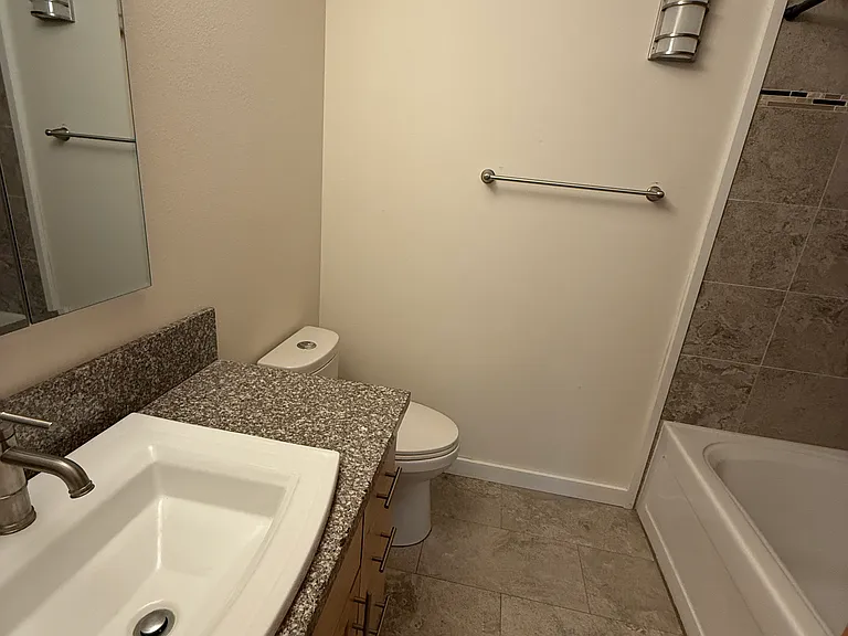 19352 Viking Ave NW — Photo 9