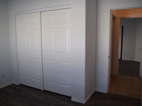 4th image of 1765 Manzanita Dr