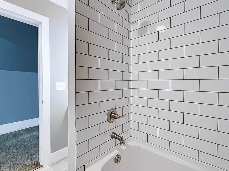 305 Church St — Photo 16