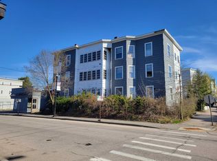 533 Hevey St, Manchester, NH 03102