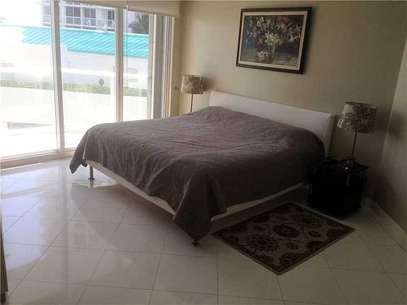 4th image of 16445 Collins Ave APT 522