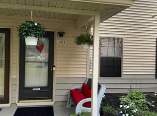 1608 Violet Ln, Jackson, NJ 08527