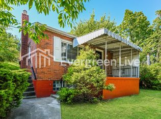 319 Maytide St, Pittsburgh, PA 15227