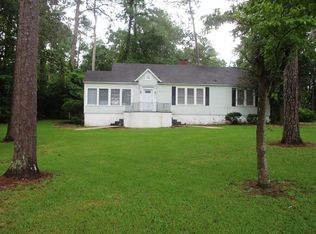 219 8th Ave NW, Cairo, GA 39828