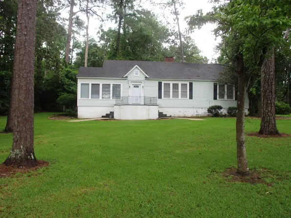 219 8th Ave NW, Cairo, GA 39828