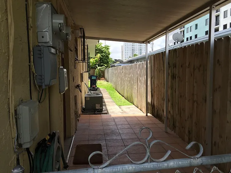 10852 SW 3rd St — Photo 6