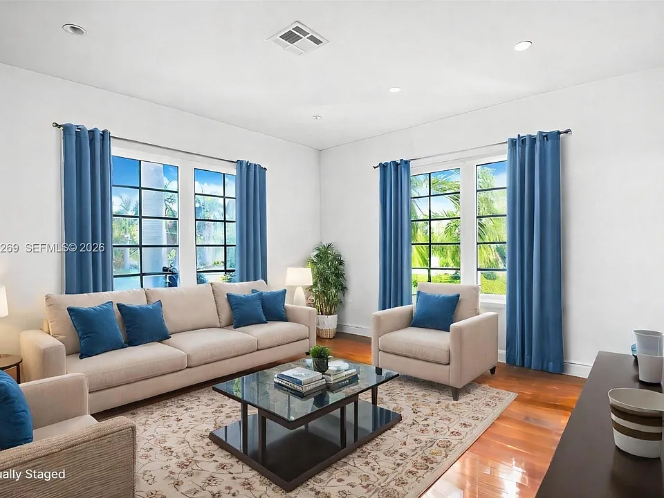 1920 Michigan Ave #2