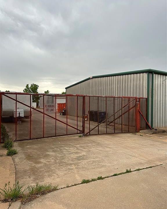 2nd image of 321 NW 61st St Lot 35 & 36