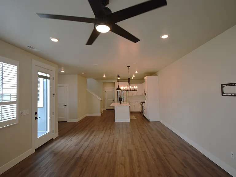 205 S Ripplerock Ln — Photo 26