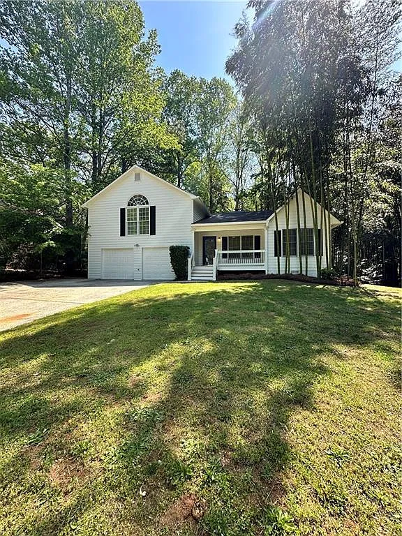 3 bed, 2.0 bath, 1378 sqft, $1,895 — Photo 4