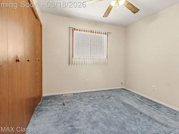 5th image of 18825 Hanna St
