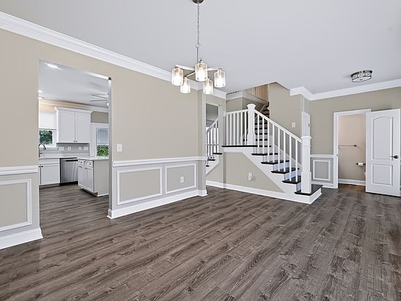 2nd image of 2474 Kenbrook Ct