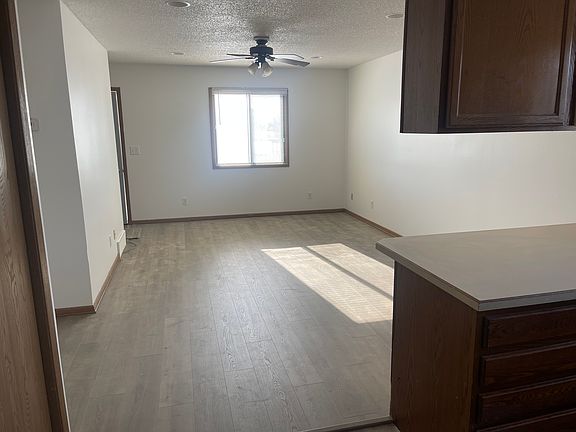 3rd image of 512 W 5th St #512