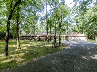 15823 Stagecoach Rd, Magnolia, TX 77355