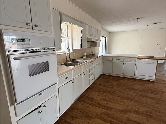 4th image of 112 Big Bass Rd