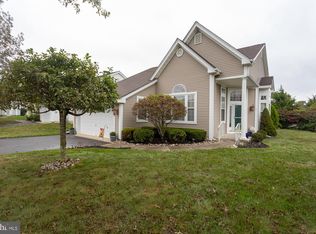 7 Trickle Ct, Barnegat, NJ 08005