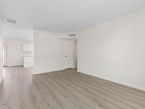 4th image of 4762 W Villa Maria Dr