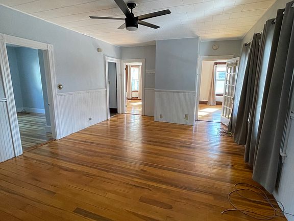 2nd image of 56 Blucher St