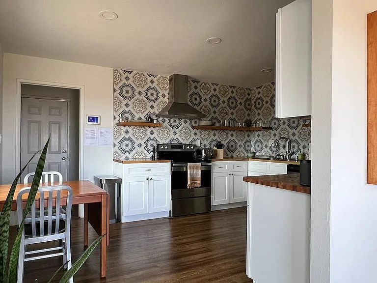 1300 N Los Coyotes Way — Photo 10