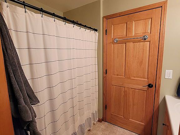 Master shower/sink room