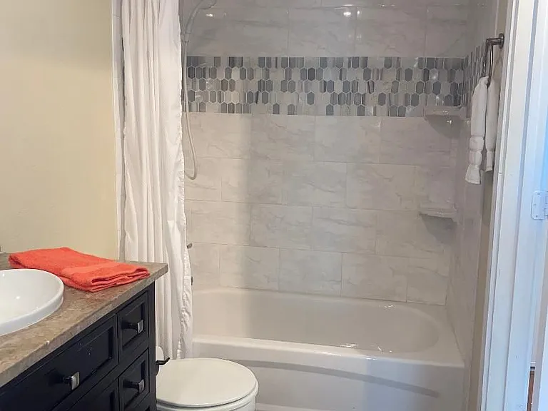2 Cliffhouse Dr #214 — Photo 10