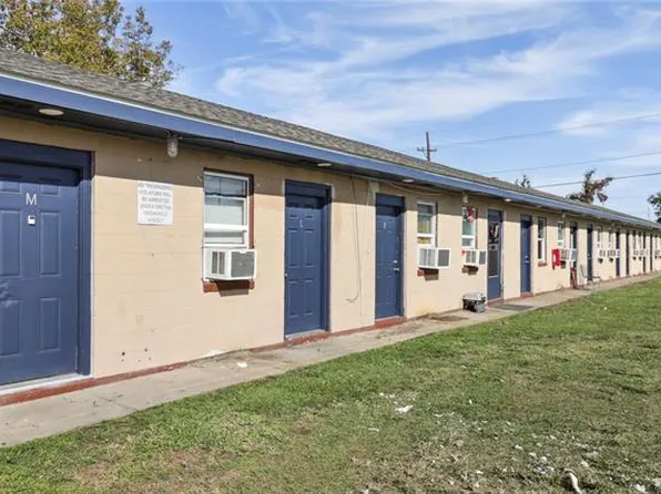 617 Cook St APT N, Gretna, LA 70053