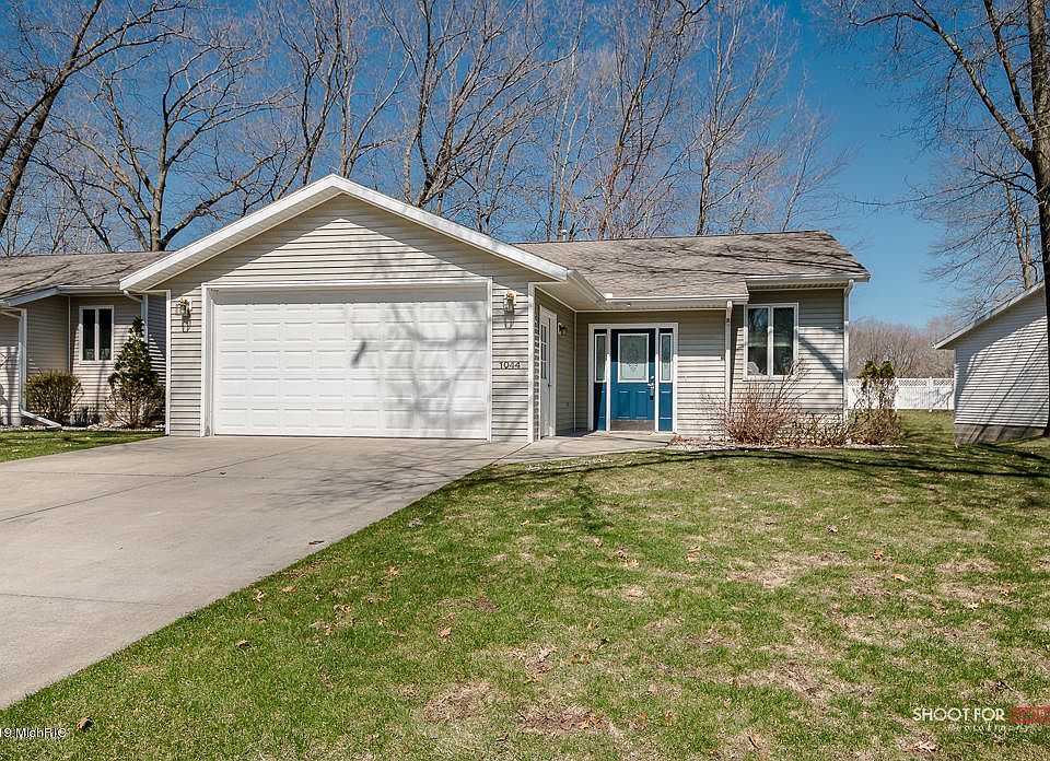 1st image of 1044 Wildwood Ln