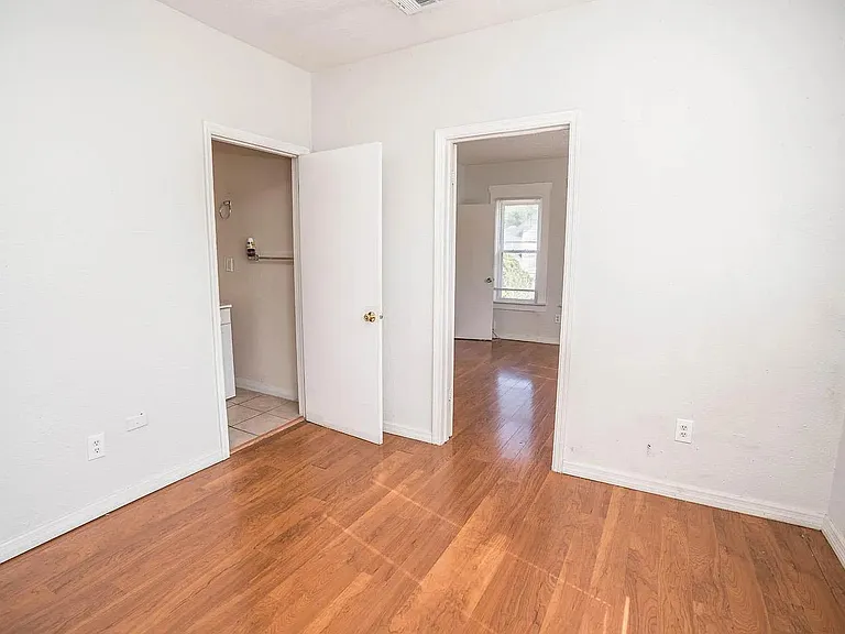 2816 N 9th St #D — Photo 11