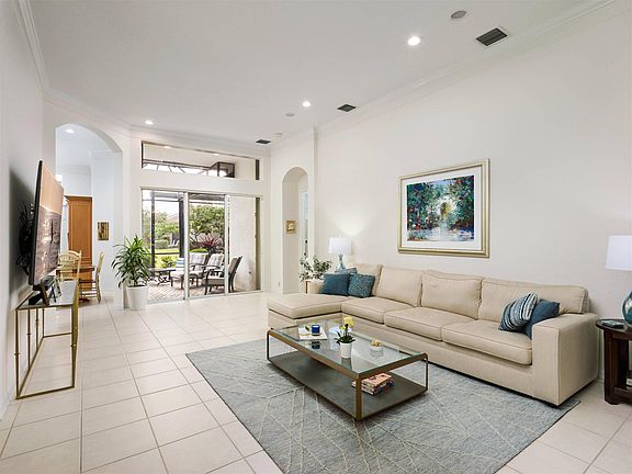5th image of 10855 Grande Boulevard
