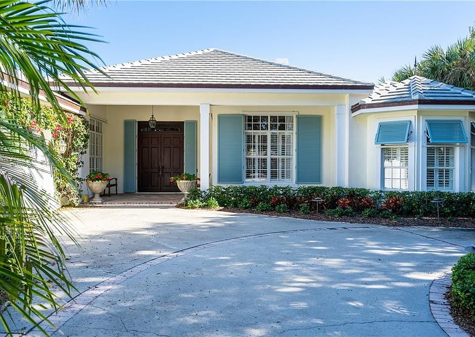 1st image of 432 Indies Dr