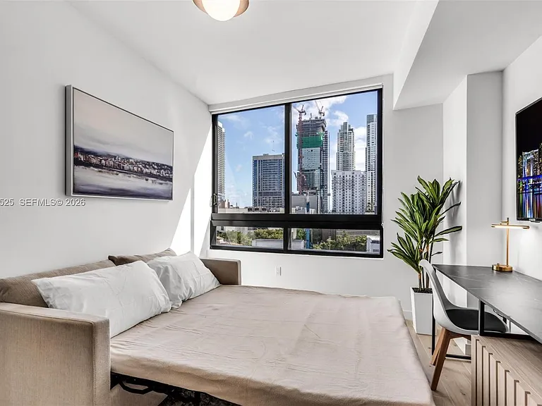 225 N Miami Ave #1005 — Photo 13